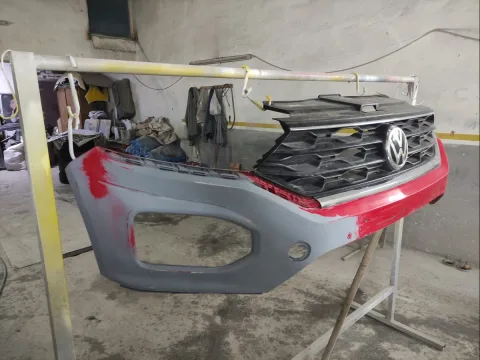 Volkswagen — sökülen tamponun yüzey hazırlığı